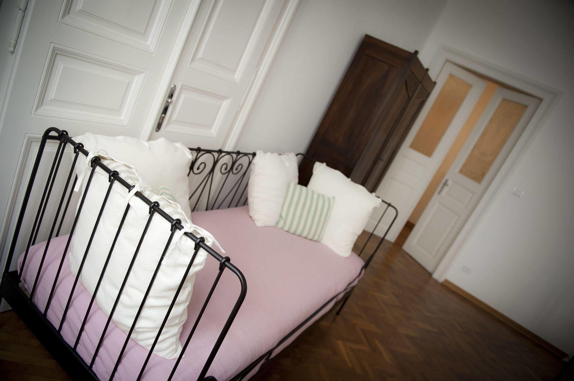 Domus Liberta - Boutique Rooms Trieste Esterno foto