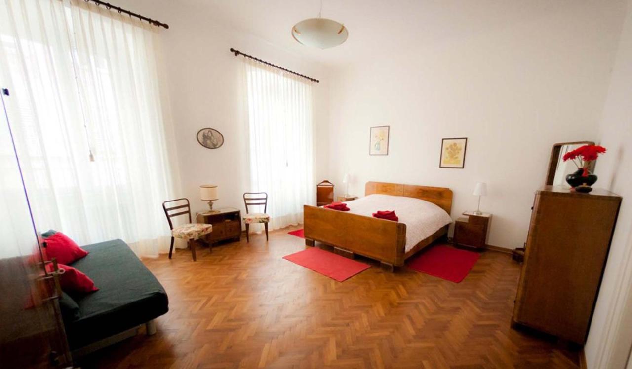 Domus Liberta - Boutique Rooms Trieste Esterno foto